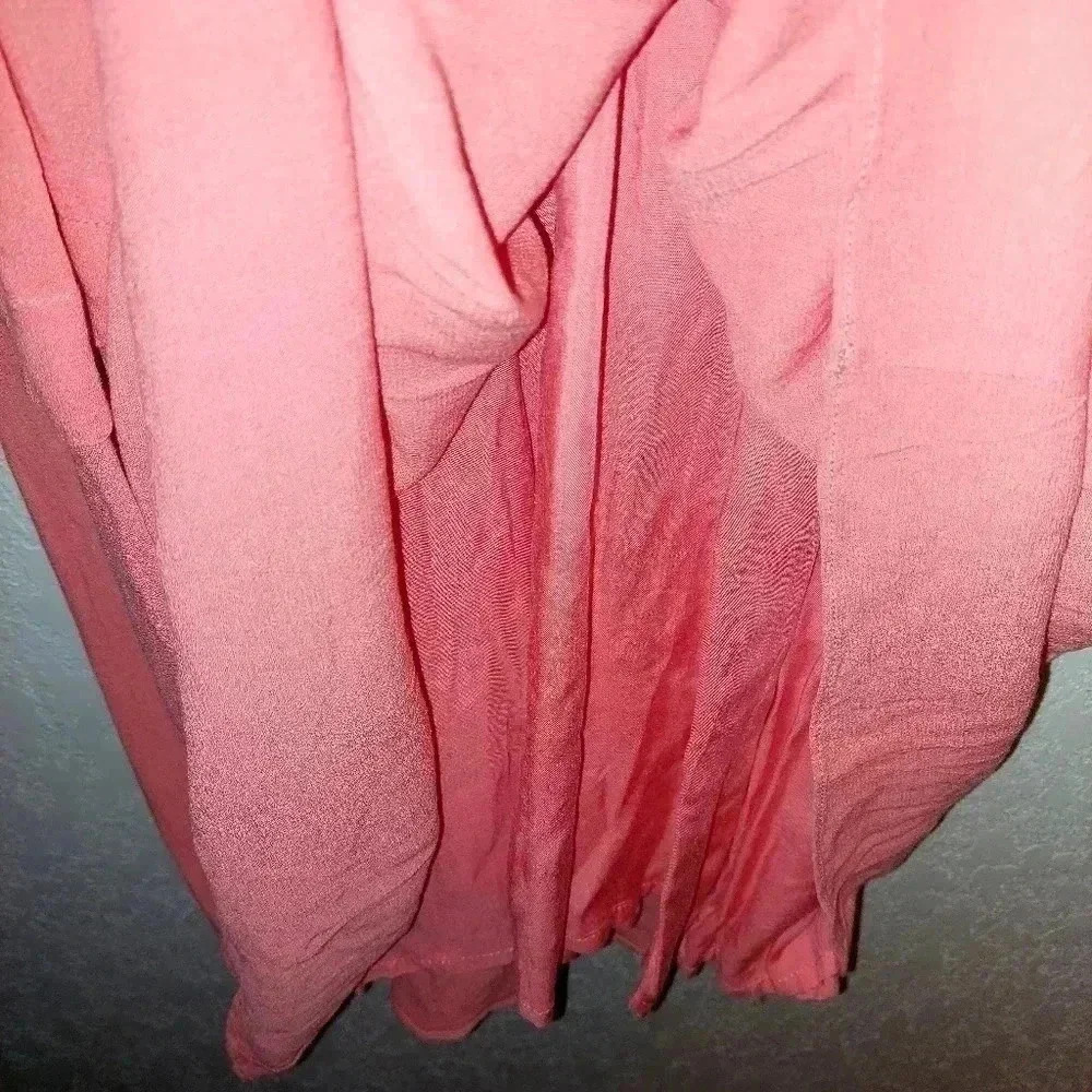 HAZEL Coral maxi dress with embroidered design. Size Medium - Picture 6 of 8